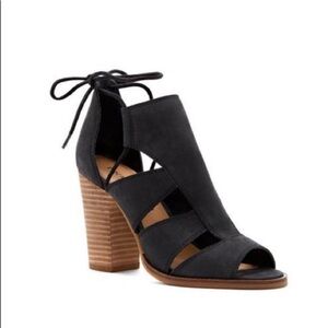 NEW Lucky Brand LK-Lanita Black Citadel Sandals